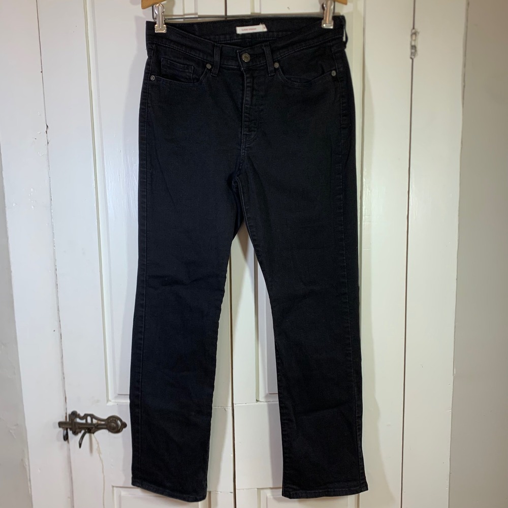Levis Classic Straight Leg Jeans Womens 8M 29X30 (27.5) Black Stretch Denim Moto